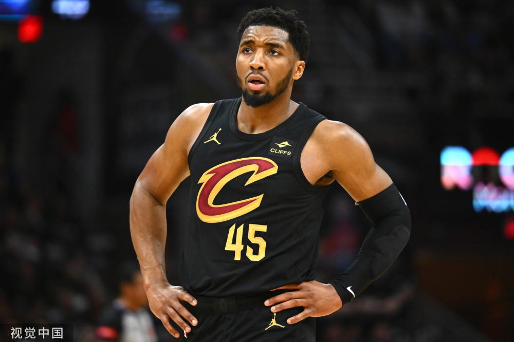 生弧线偏转 生弧线偏转